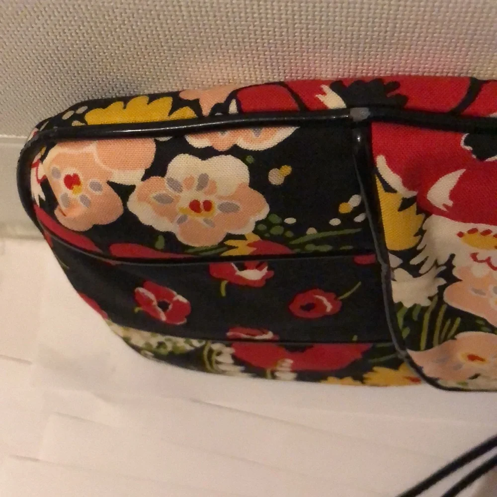 Vera Bradley Poppy Fields Clutch Wristlet …